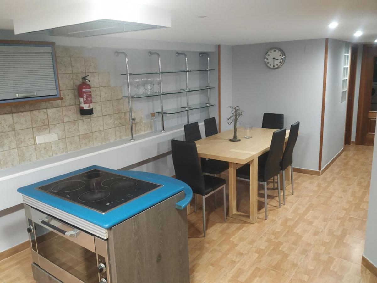Apartamentos Deluxe Barajas Madrid Luaran gambar