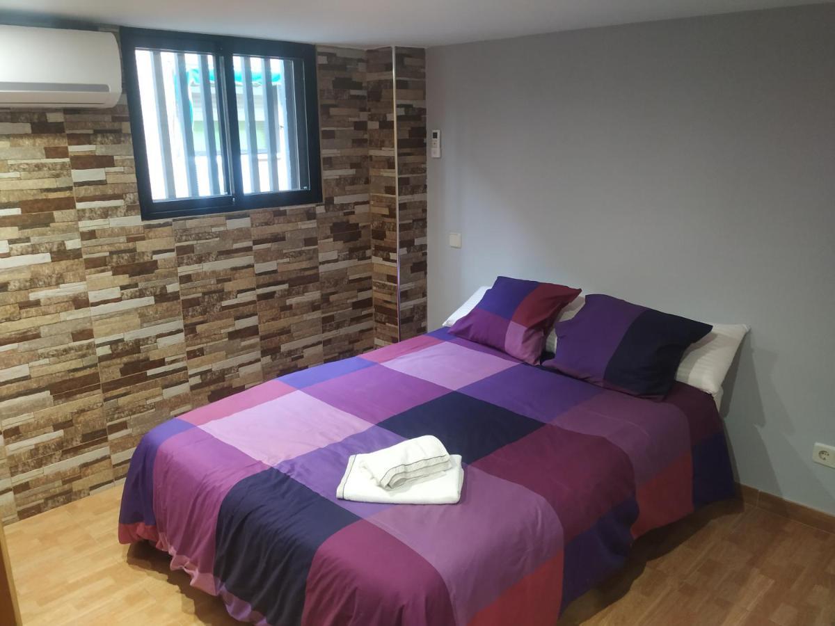 Apartamentos Deluxe Barajas Madrid Luaran gambar