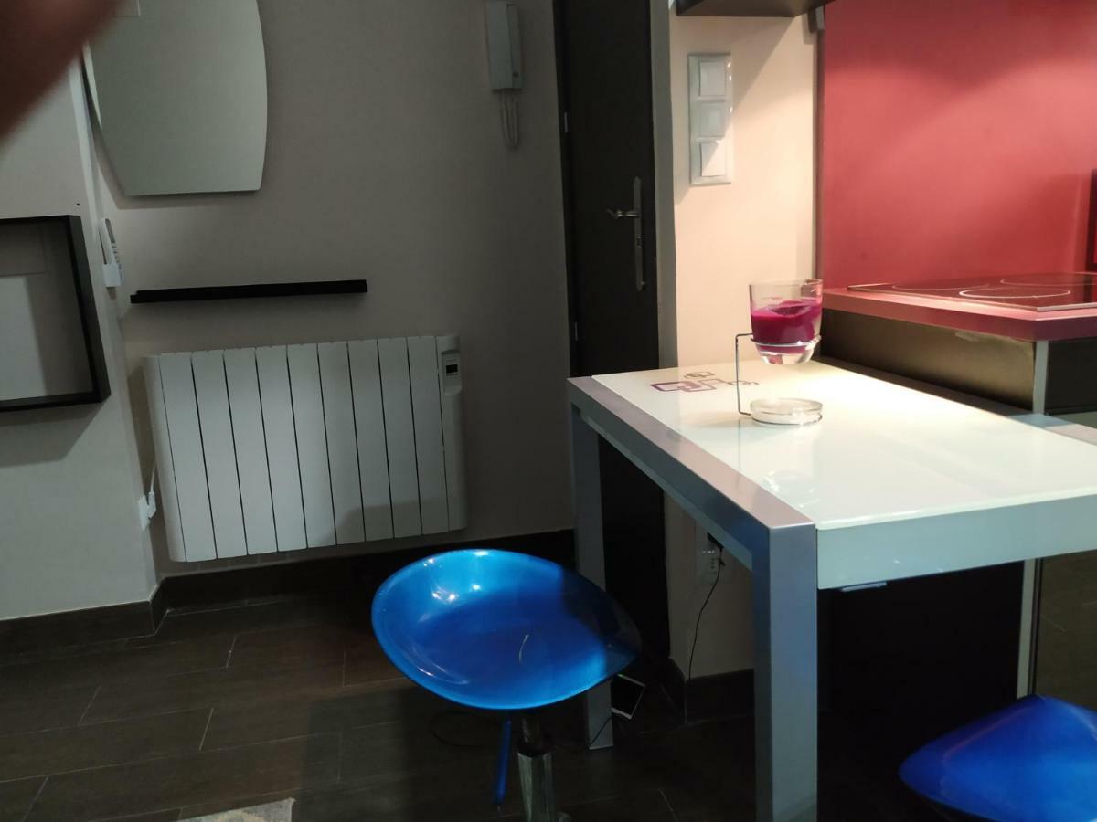 Apartamentos Deluxe Barajas Madrid Luaran gambar