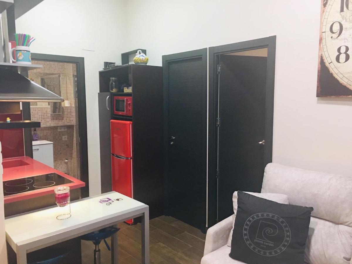 Apartamentos Deluxe Barajas Madrid Luaran gambar
